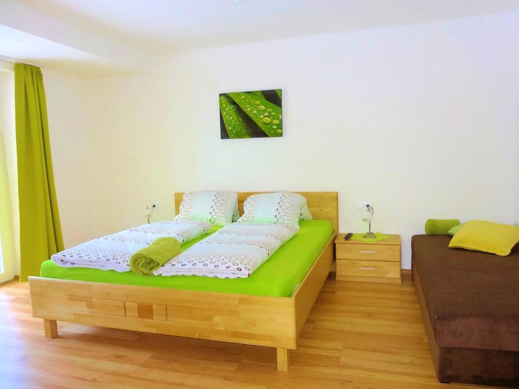 Appartementhaus Monika Flattach Room photo